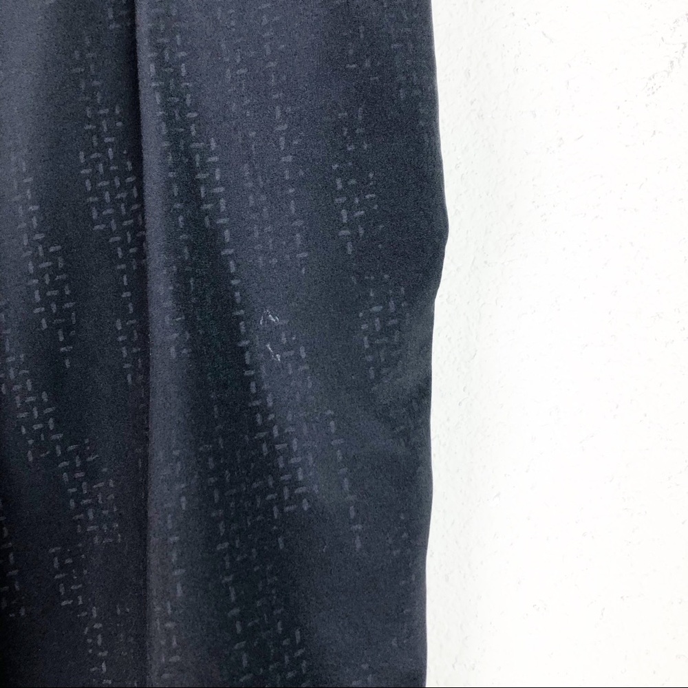 Lululemon Men's Black Drawstring Shorts - Picture 7 of 7